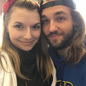 Meet your Posher, Dustin